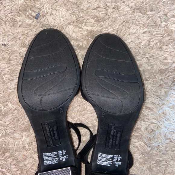 BRAND NEW CHRISTIAN SIRIANO HEELS - Picture 4 of 5